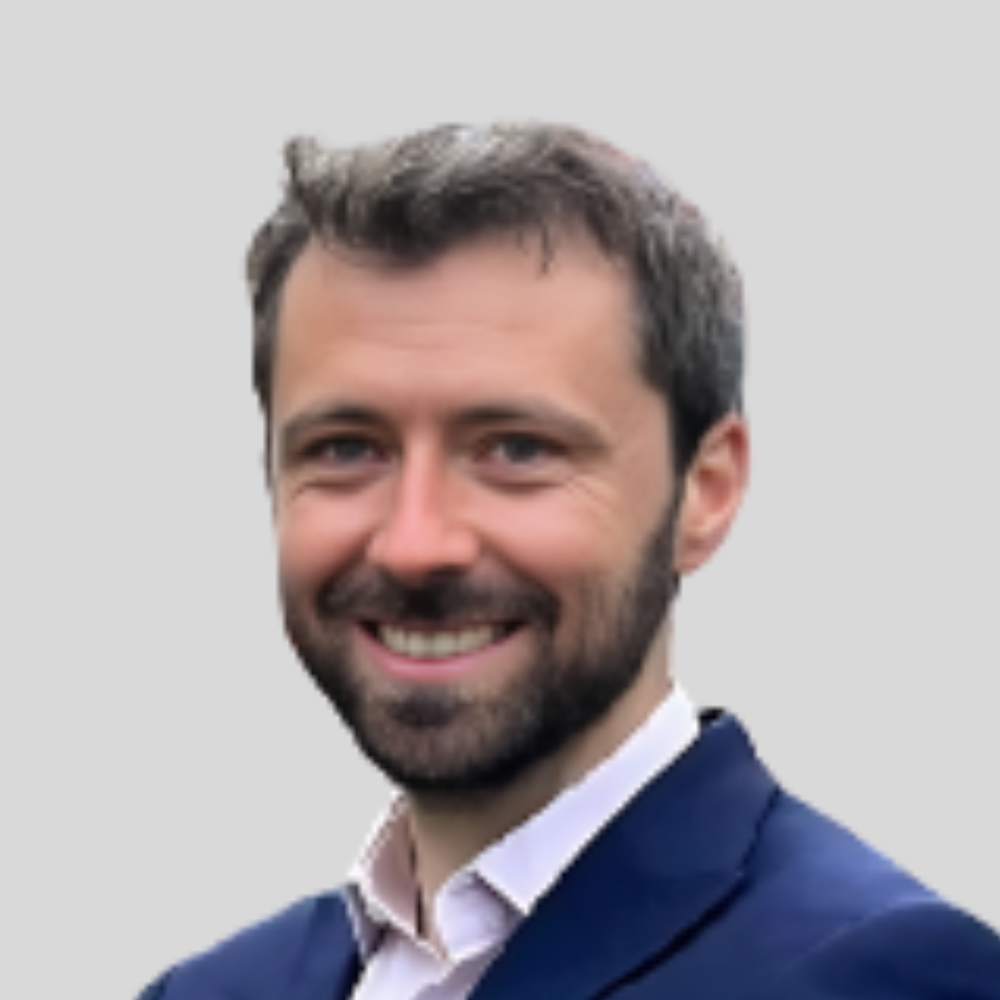 Simon Messenger